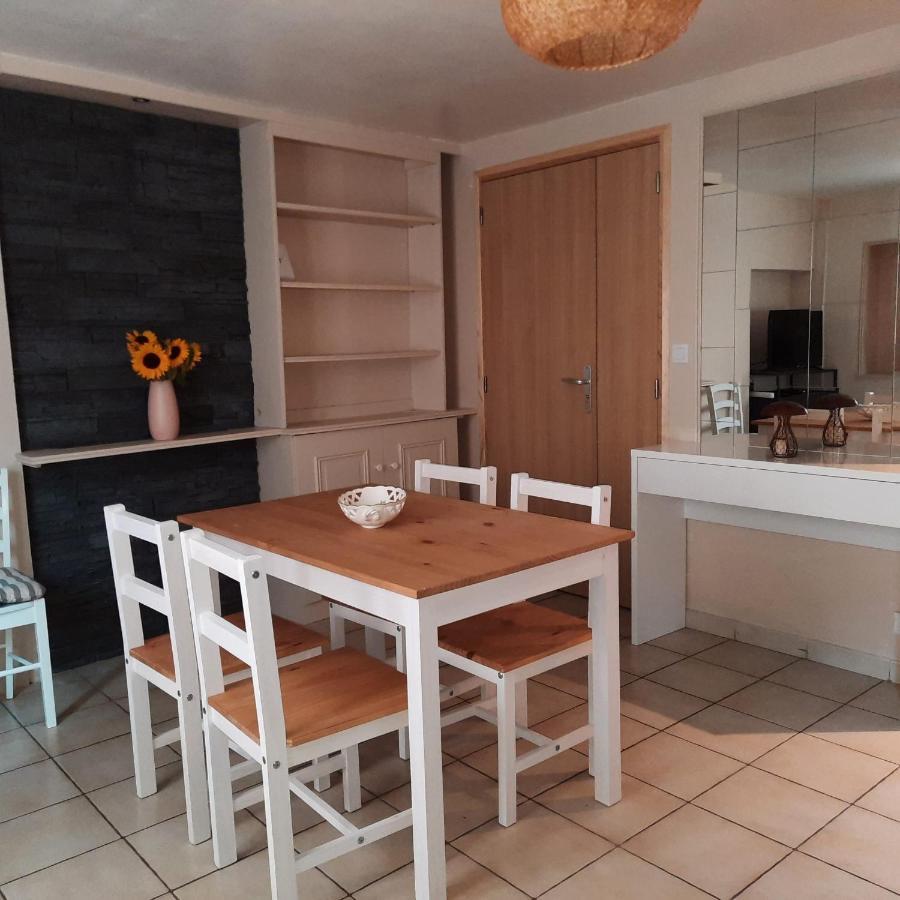 Campaneta Apartment Saint-Martin-de-Bromes Bagian luar foto